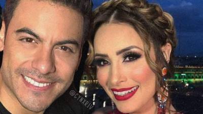 Los esposos Carlos Rivera y Cynthia Rodríguez.