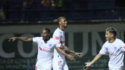 Olimpia remonta y deja herido al Olancho en juego polémico