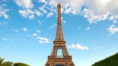 Tú puedes ser el ganador de un viaje a París al comprar televisores y línea blanca Hisense en Jetstereo.