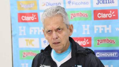 Reinaldo Rueda brindó conferencia de prensa.