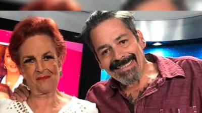 Talina Fernández y uno de sus hijos.