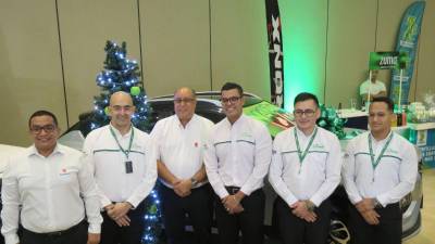 Vive la emoción de estrenar un vehículo Suzuki 2026 y ganar increíbles premios navideños gracias a la promoción exclusiva de Supermercados La Colonia.