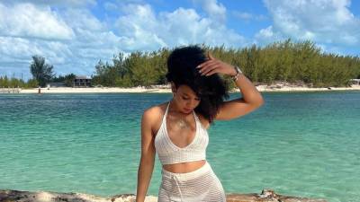 La bella novia de legionario hondureño presume su cuerpazo en redes sociales y además el espectacular recibido con motivo de su cumpleaños.