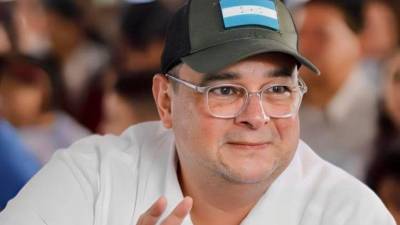 El alcalde resultó ileso, informó su equipo de seguridad.