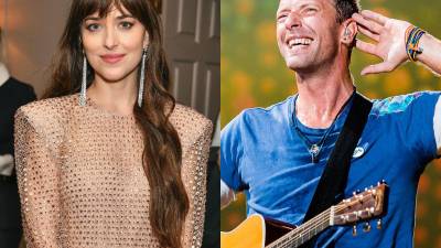 La actriz Dakota Johnson y el cantante Chris Martin iniciaron su relación en 2017.