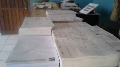 Las lluvias que caen en La Ceiba desde la semana anterior han afectado las oficinas del RNP.