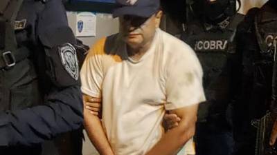 Un exdiputado hondureño solicitado en extradición por Estados Unidos, al ser vinculado al narcotráfico, fue arrestado el sábado, informó el ministro de Seguridad, Ramón Sabillón.