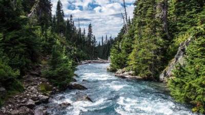 El cambio de nombre del río surge por la implementación de una campaña en China, para reforzar su cultura.