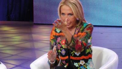La conductora Laura Bozzo dice que si a alguien no le gusta su programa 'que le cambie de canal'.