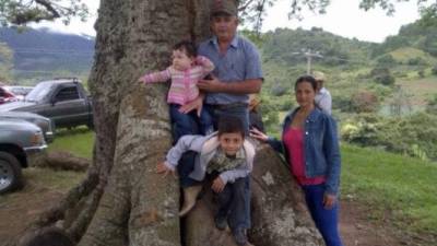 Héctor Rolando Miranda no salía a pasear sin su esposa y sus hijos.