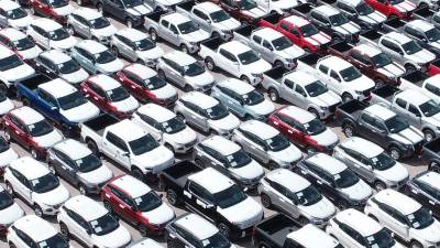 El puerto de Henecán, en San Lorenzo, Valle, se ha convertido en una pieza clave para el comercio hondureño. Por sus muelles entran combustibles, vehículos, motocicletas, hierro y mercancías procedentes de Asia, pero su crecimiento ya rebasó la capacidad instalada.