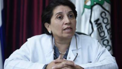 Suyapa Figueroa fue reelecta por dos años más en su cargo como presidenta del Colegio Médico de Honduras.