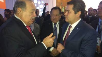 En la cumbre, el Presidente aprovechó para hablar con Carlos Slim, el hombremás rico del mundo.