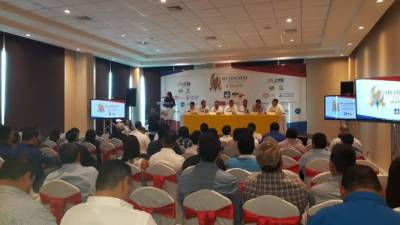 Representantes avícolas anunciaron el congreso ayer.