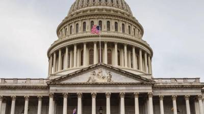 Vista de la fachada del Capitolio en Washington, Estados Unidos.