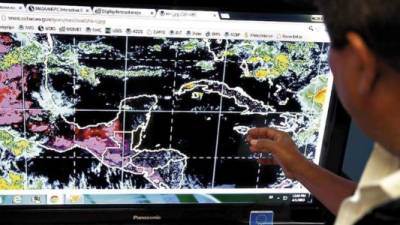 Metereólogos de Honduras. Foto de archivo.