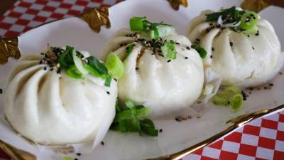 ¿No sabes qué comer? Prueba estos deliciosos BBQ Pork Buns y sorprende tu paladar.