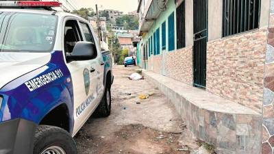 <b><span class=mln_uppercase_mln>Hechos.</span></b> Al salir de su casa ultimaron a Larissa Carranza.<span class=mln_uppercase_mln> </span>