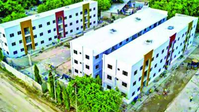 <b>Empresas inmobiliarias construyen edificios de apartamentos para familias de clase media y alta por ser las que tienen mayor poder adquisitivo.</b>