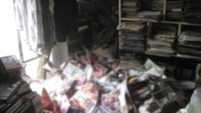 La colección de pornografia del japonés era tan abundante que llegaba a pesar más de 6 toneladas.