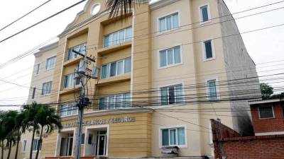 Edificio de la Comisión Nacional de Bancos y Seguros.