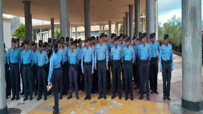 Los elementos policiales garantizarán el ingreso de los congresistas y resguardarán los alrededores del Legislativo.