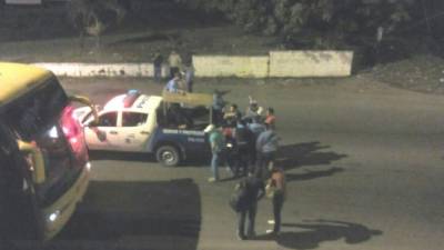 Selvin Ramón Guerrero (22) viaja como pasajero del bus de la empresa Mirna.