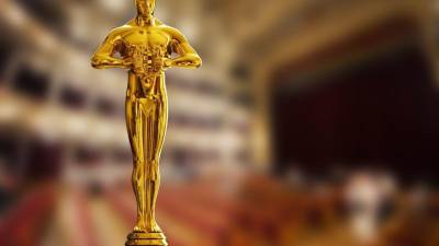 Cada año, los Academy Awards, conocidos mundialmente como los Premios Óscar, celebran lo más destacado de la industria cinematográfica. Más allá de la ceremonia y la alfombra roja, uno de los elementos que más curiosidad despierta es la icónica estatuilla dorada que reciben los ganadores.