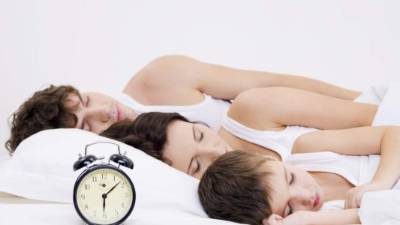 Al dormir con sus padres el niño pierde la oportunidad de enfrentar sus miedos.