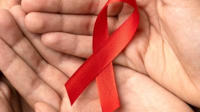 El síndrome de inmunodeficiencia adquirida (SIDA) es la forma más grave de la infección provocada por el VIH.