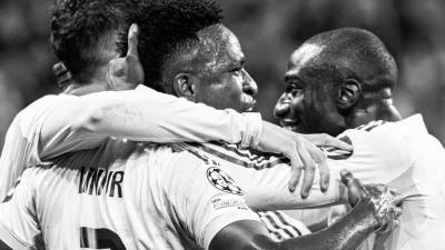 El Real Madrid podría recibir una noticia inesperada en medio de su complicada temporada, ya que una de sus figuras estaría considerando poner fin a su carrera profesional tras sus constantes problemas físicos.