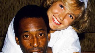 Cuando Xuxa y Pelé comenzaron su romance, él tenía 40 años y ella 17.