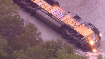 Las inundaciones mantienen a Texas en alerta.