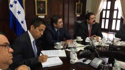El diálogo inició entre el presidente Juan Orlando Hernández y Manuel Zelaya el pasado 1 de marzo.