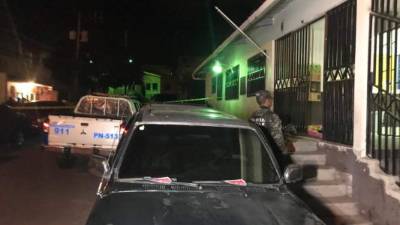 Los cadáveres quedaron en el interior del centro de salud.