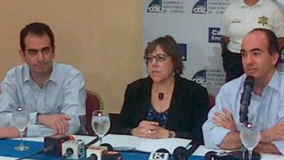 La embajadora de los Estados Unidos en Honduras, Lisa Kubiske, disertó este jueves en la feria de Expoenergía.