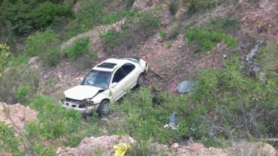 Vehículo cayó en un vacío en Tegucigalpa.