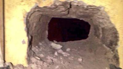 El centro penal de Santa Bárbara, en el occidente de Honduras, todavía tiene celdas de adobe, por ello está siendo reparada.