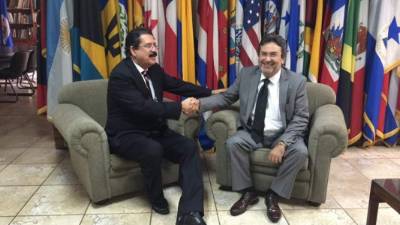 Manuel Zelaya y Juan Jiménez Mayor.