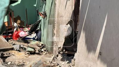 Una fuerte explosión en una vivienda utilizada para el almacenamiento de pólvora y la elaboración de productos pirotécnicos se registró en la colonia 10 de Septiembre del sector Chamelecón, dejando una persona muerta y dos heridas.