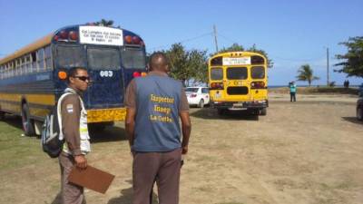 Se espera censar a unos 97 autobuses y 1,600 taxis, así como a sus conductores, ayudantes y propietarios.