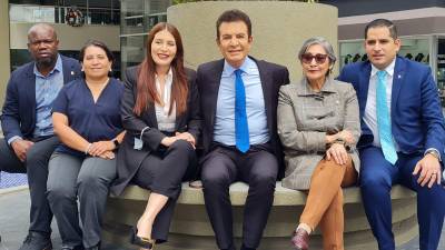 Diputados del PSH junto a Salvador Nasralla, líder de ese instituto político.