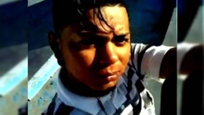 Espinal, de oficio pintor, una vez que regresó a Honduras ofreció su mano de obra para pintar la calles de la colonia José Ángel Ulloa de Comayagüela.