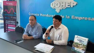 CONFERENCIA. Gustavo Boquín y Silvio Larios, vicepresidente y gerente general de la Chico, respectivamente, ayer en el Cohep.