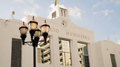 El alcalde Roberto Contreras seguirá al frente de la alcaldía municipal, pero, hay cambios en la Corporación Municipal.