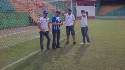 Miembros de la Gran Banda presentaron su nuevo tema en apoyo a la Selección Nacional.