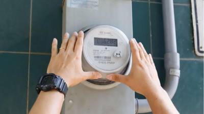 Para garantizar la sostenibilidad operativa y financiera de la Empresa Nacional de Energía Eléctrica (Enee) mediante el cumplimiento oportuno de las obligaciones derivadas del subsidio eléctrico, el Gobierno determinó focalizar el beneficio en familias en pobreza extrema, objetivo original de la iniciativa.