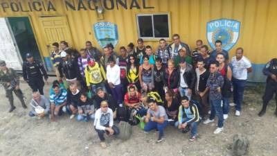 Detención de los migrantes cubanos en Agua Caliente, Ocotepeque.