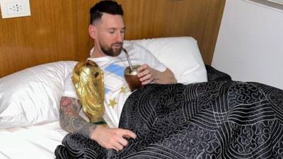 Lionel Messi colgó varias fotos de su primer día en su casa de Argentina, tras el arribo en la madrugada de este martes.