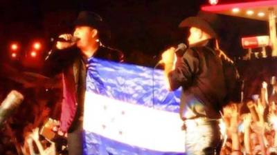 Las autoridades realizan las investigaciones para determinar quién autorizó el ingreso de la banda grupera y así deducir responsabilidades.